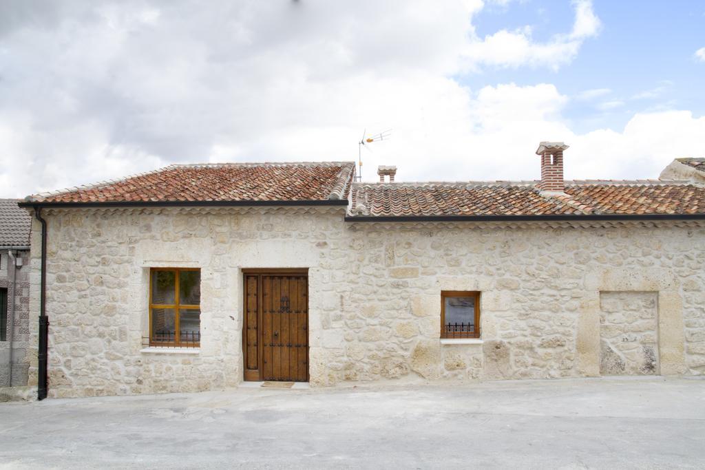 Casa De Laura Guest House Aldeasona Екстериор снимка