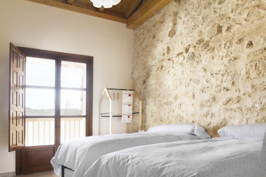 Casa De Laura Guest House Aldeasona Екстериор снимка