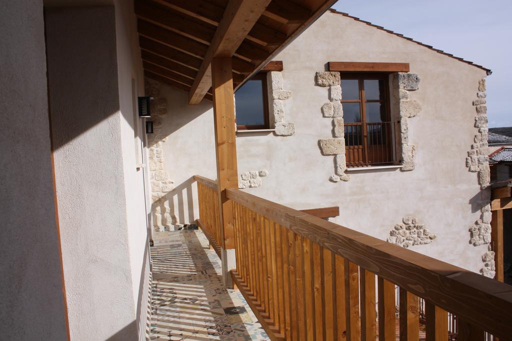 Casa De Laura Guest House Aldeasona Екстериор снимка